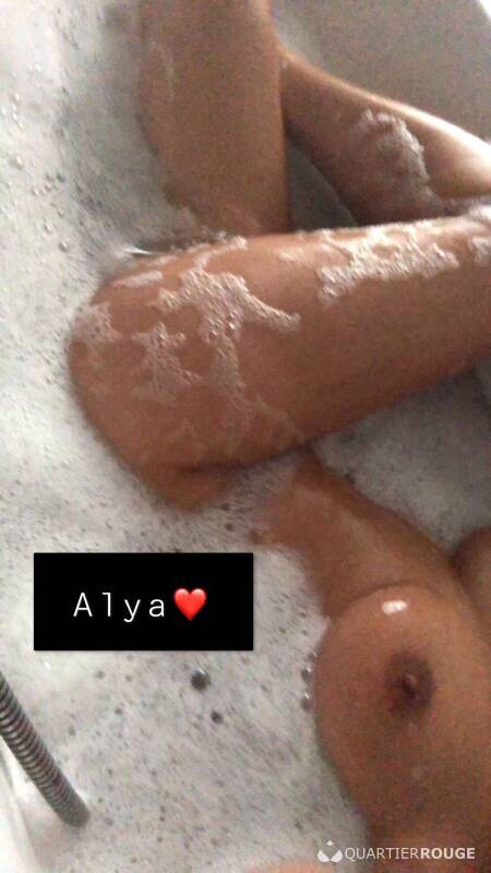 Alya (Photo)
