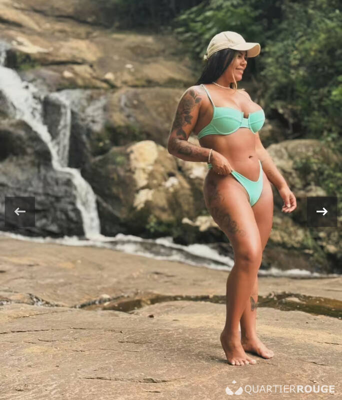 Aline (Photo)