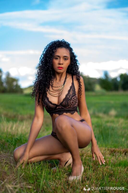 Julia (Photo)