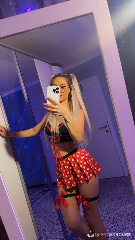 Ema (Photo)
