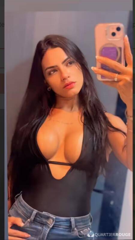 Bruna Mayara (Photo)