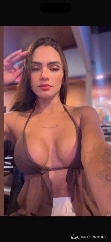 Mayara (Photo)