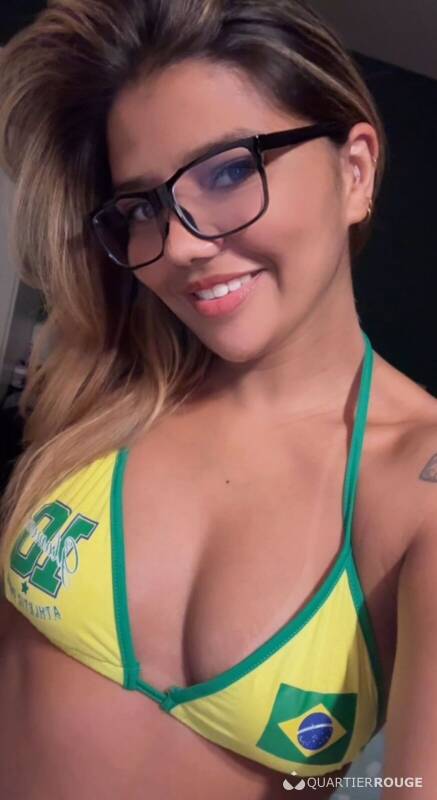 Anitta Fontaine hot (Photo)