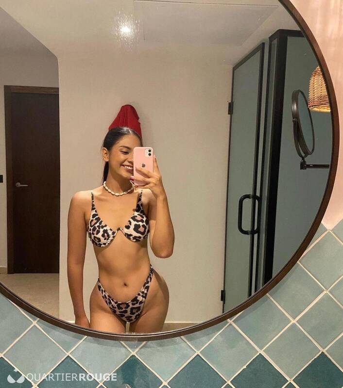 AILANI (Photo)