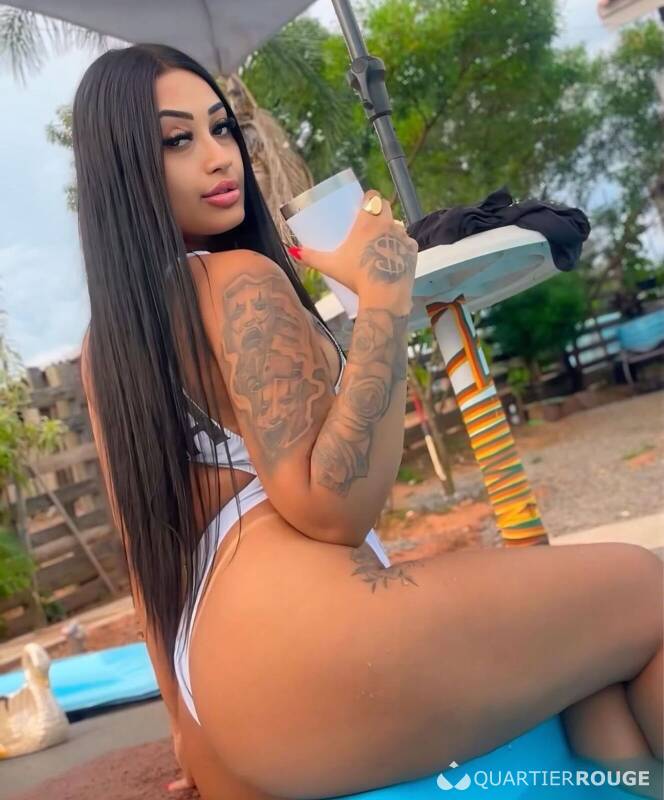 Manuela Brsillienne (Photo)