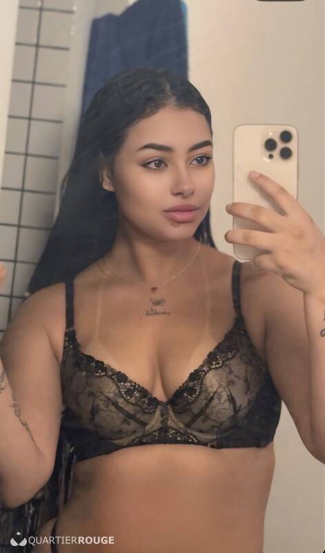 Aryana Angel (Photo)