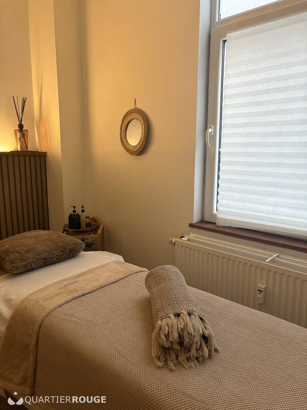 Masseuse RITUEL (Photo)