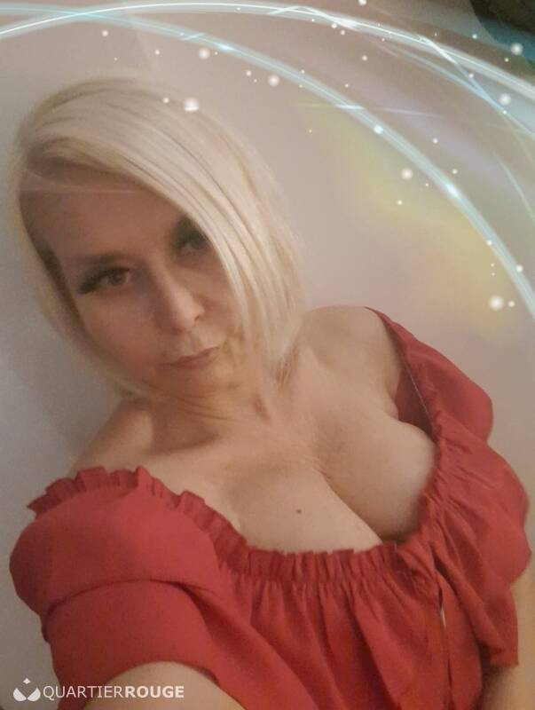ANNA (Photo)