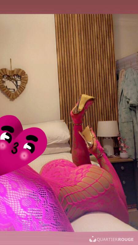 ALESSIA FEMBOY TWINK (Photo)