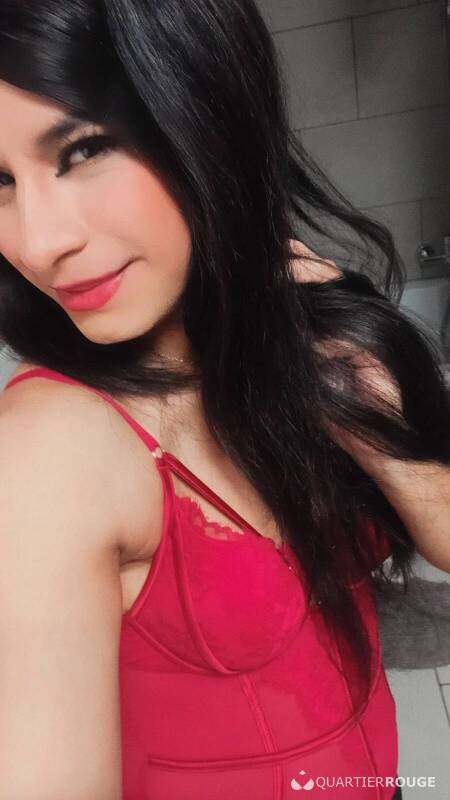 Akemi Zumiko (Photo)