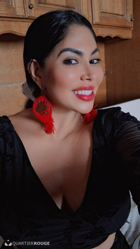 Julissa (Photo)