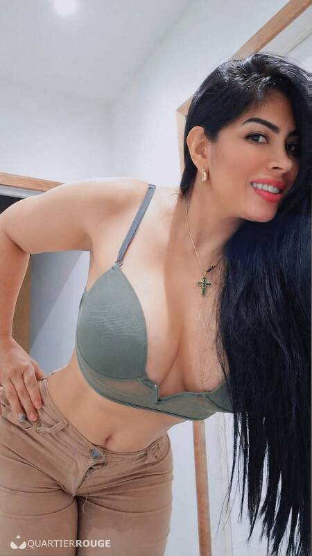 Julissa (Photo)