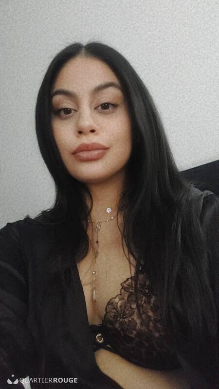 Nikki (Photo)