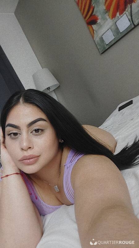 Nikki (Photo)