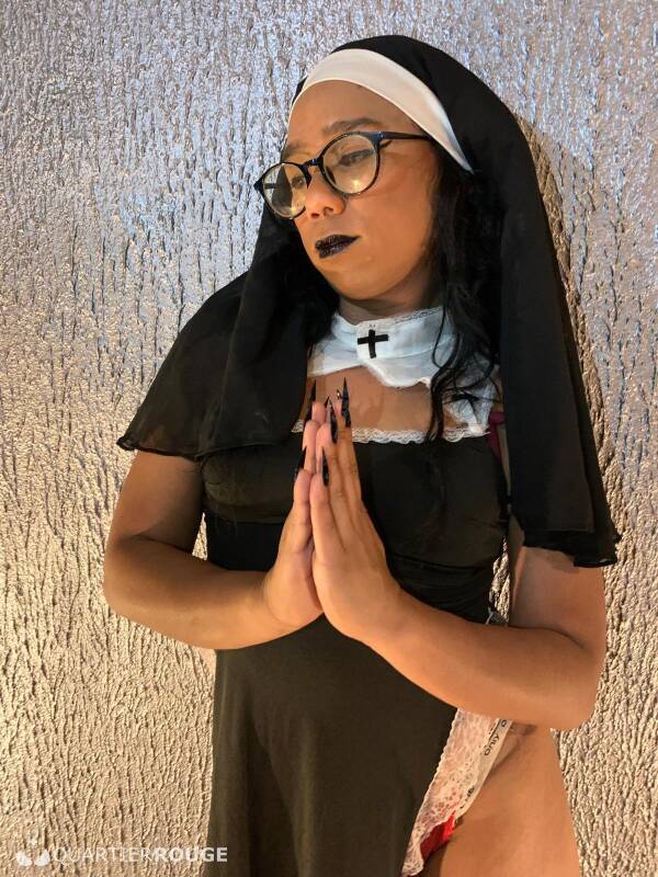 ANnaMusgoDominant (Photo)