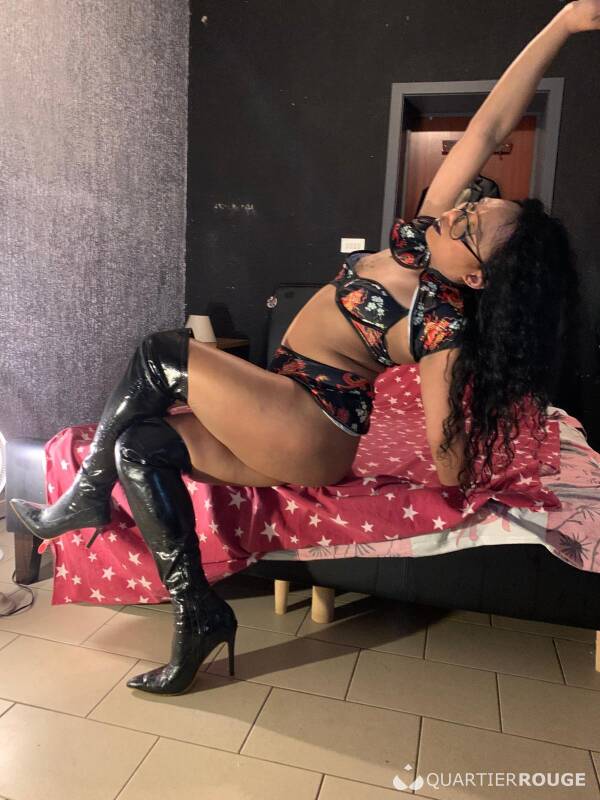 ANnaMusgoDominant (Photo)