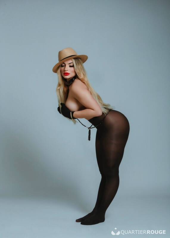 Helosa hot (Photo)