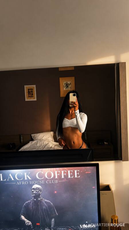 Larissa (Photo)
