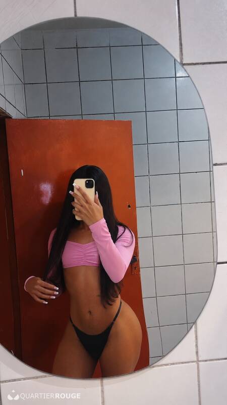 Larissa (Photo)