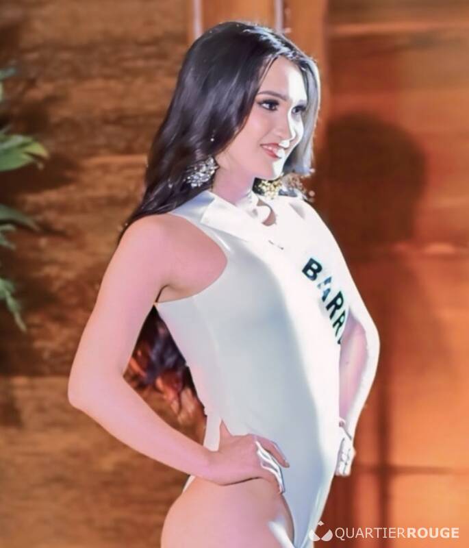 Asian Latina (Photo)