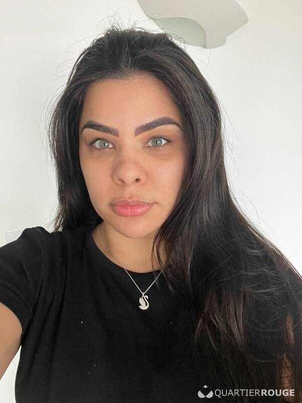 TATI CHAUD | Brésilienne (Photo)