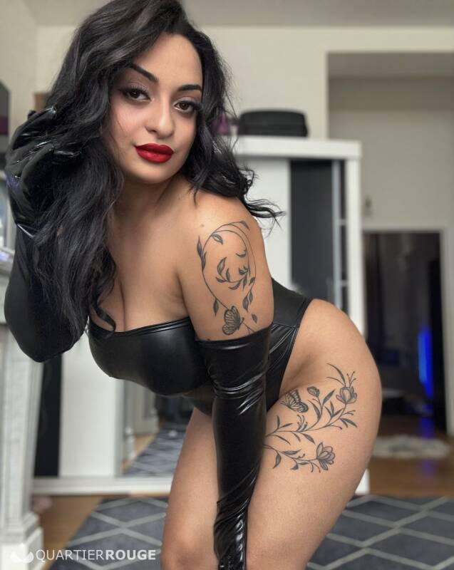 Mira (Photo)