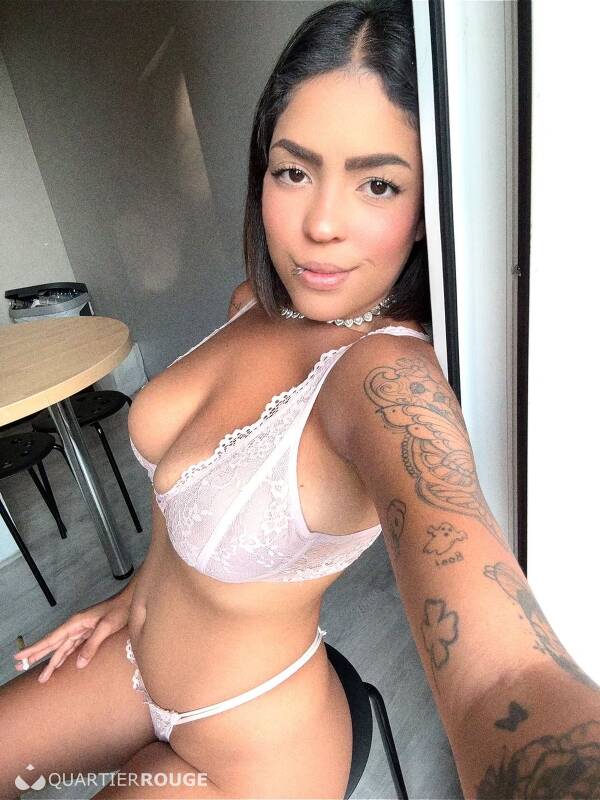 RAQUEL BAADE (Photo)