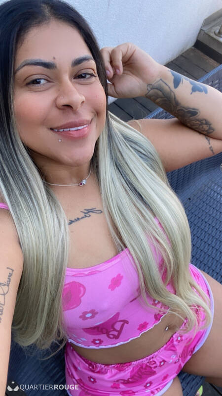 Lara Latina (Photo)