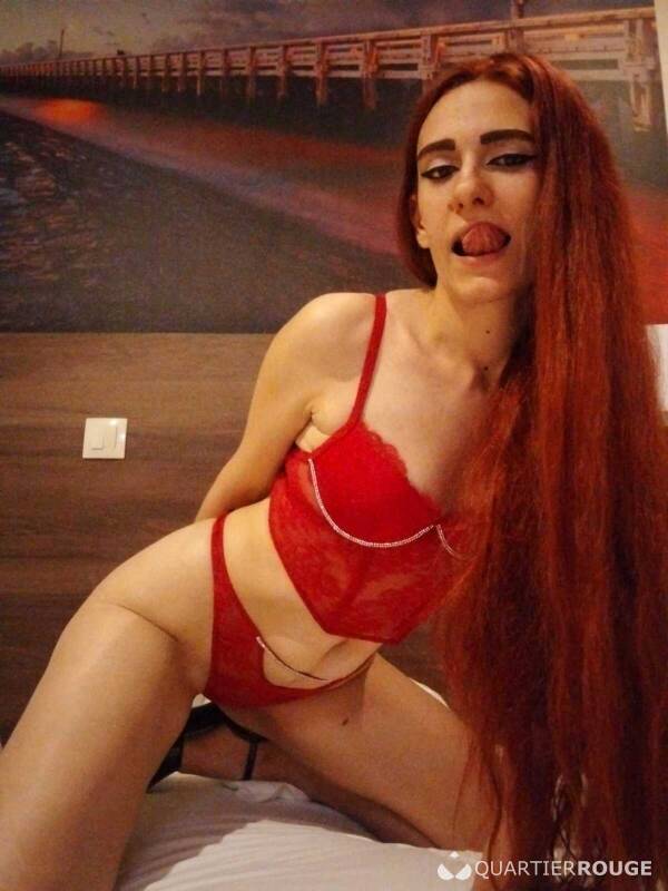 Simona (Photo)