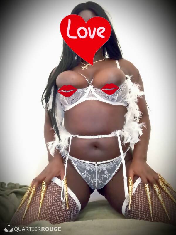 Kelly Sexy (Photo)