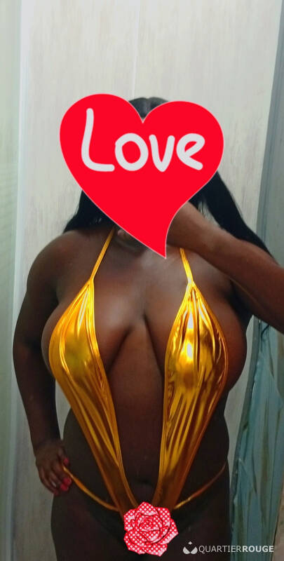 Kelly Sexy (Photo)