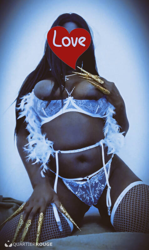 Kelly Sexy (Photo)