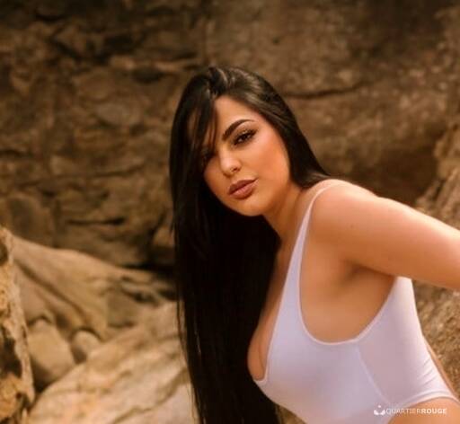 Maya hot (Photo)