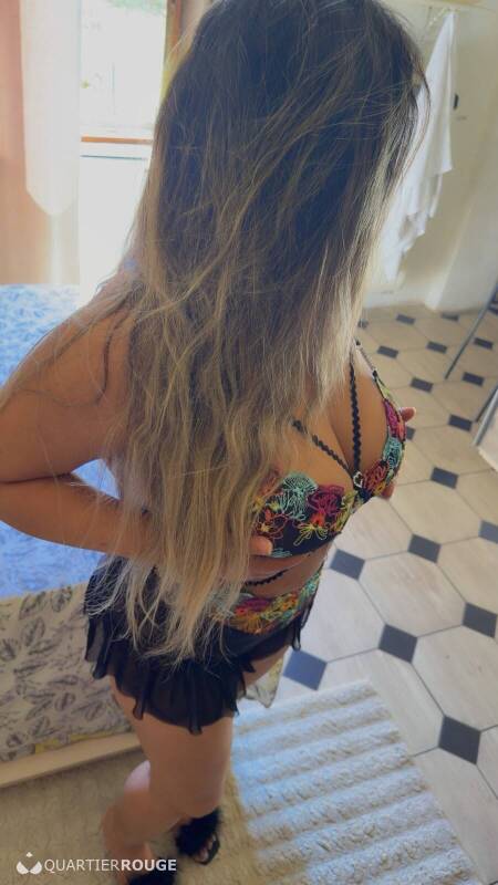 Natasha (Photo)
