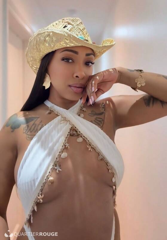 Nicolly (Photo)