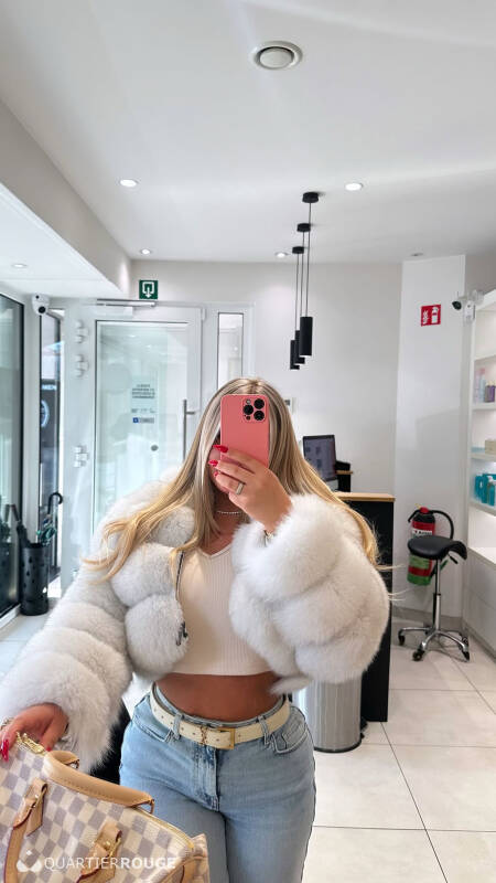 Synthia (Photo)