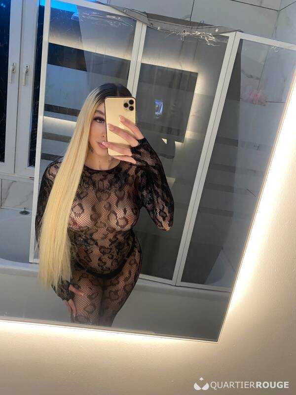 Ravena Ravena (Photo)