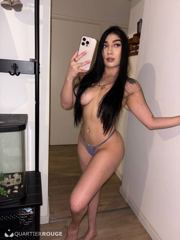 Zoe (Photo)