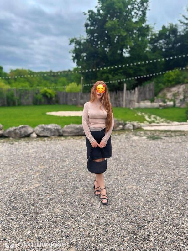 Angela (Photo)