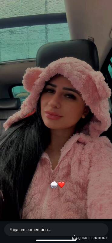 Vitoria  girlfriend (Photo)