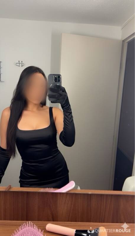 Yasmina Del Sol (Photo)