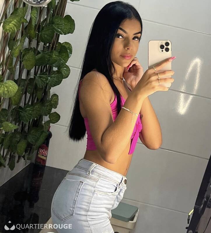 Izzy (Photo)
