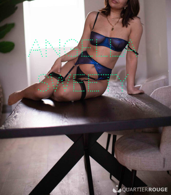 Angella SWEETY (Photo)