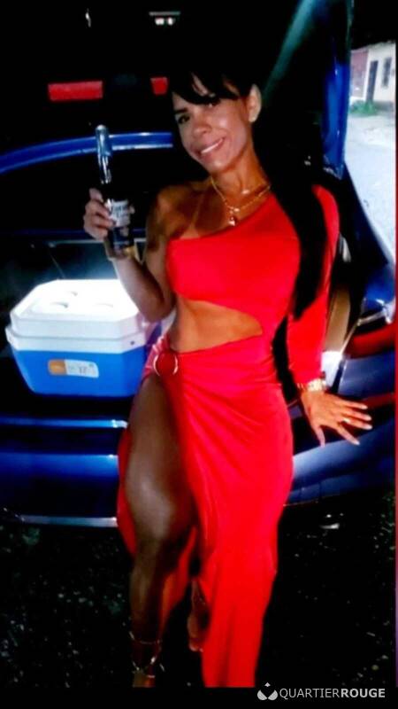 Isabela Panicat (Photo)