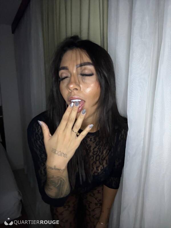 Bianca Castro (Photo)