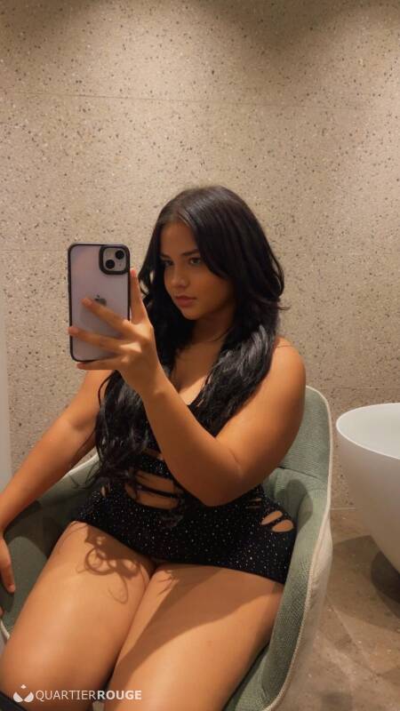 Luna, tender and sexy (Photo)
