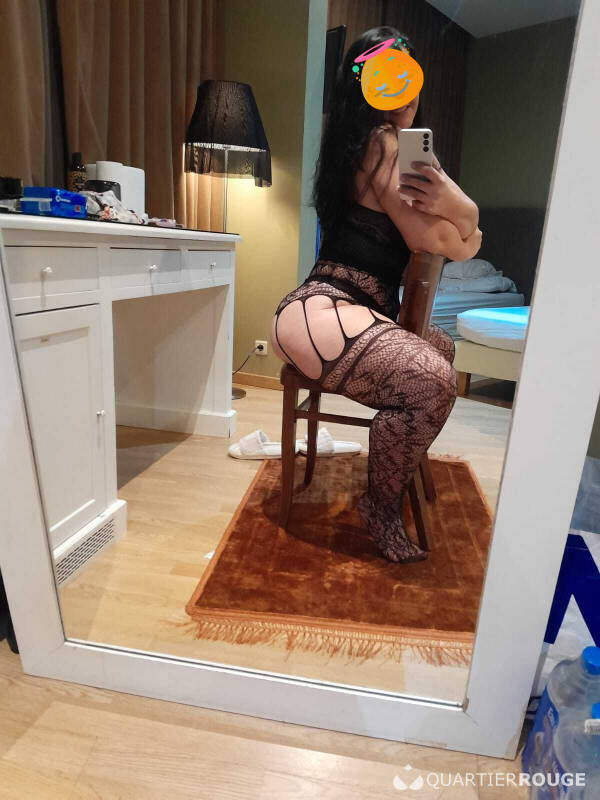 Jasmine paty (Photo)