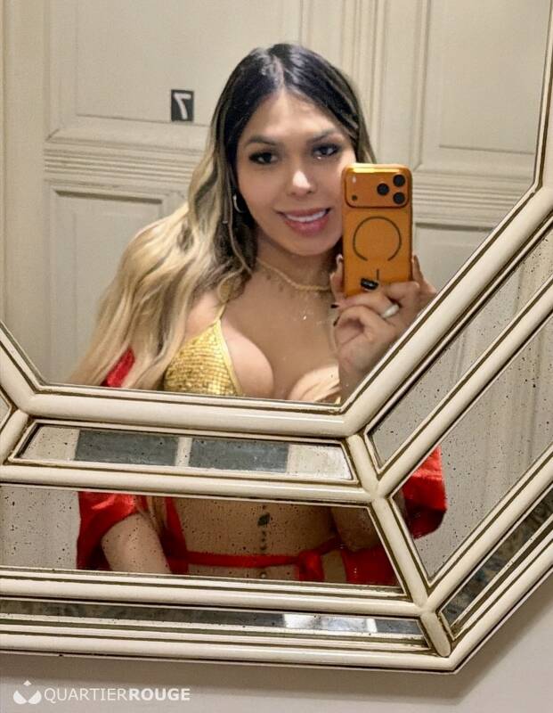 Laura (Photo)