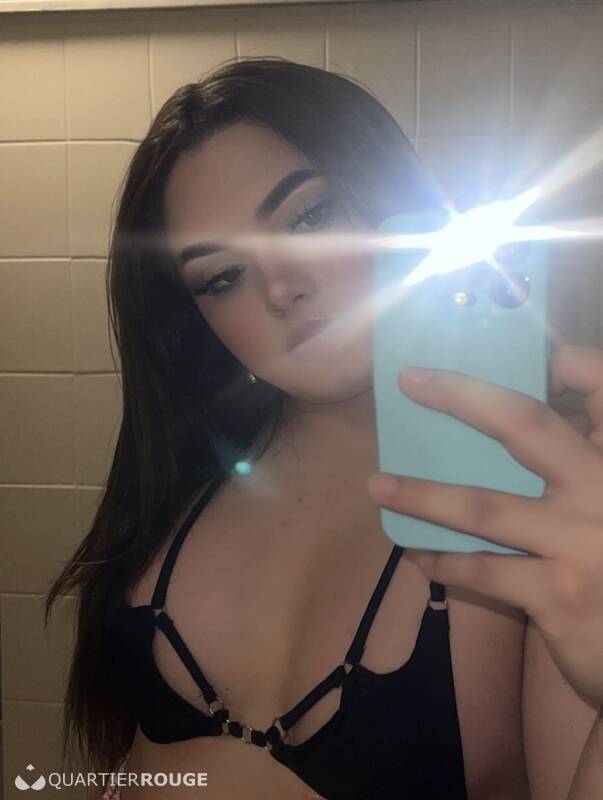 Camila (Photo)