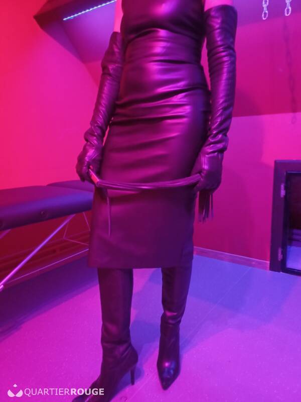 Maitresse Elira (Photo)